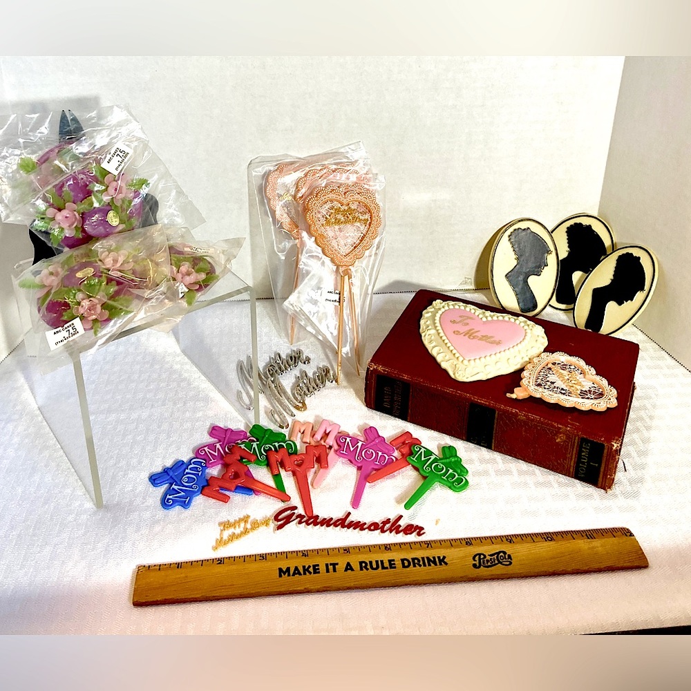 Lot of 25+ Vintage Mother’s Day Cake or Cupcake Toppers Decorations